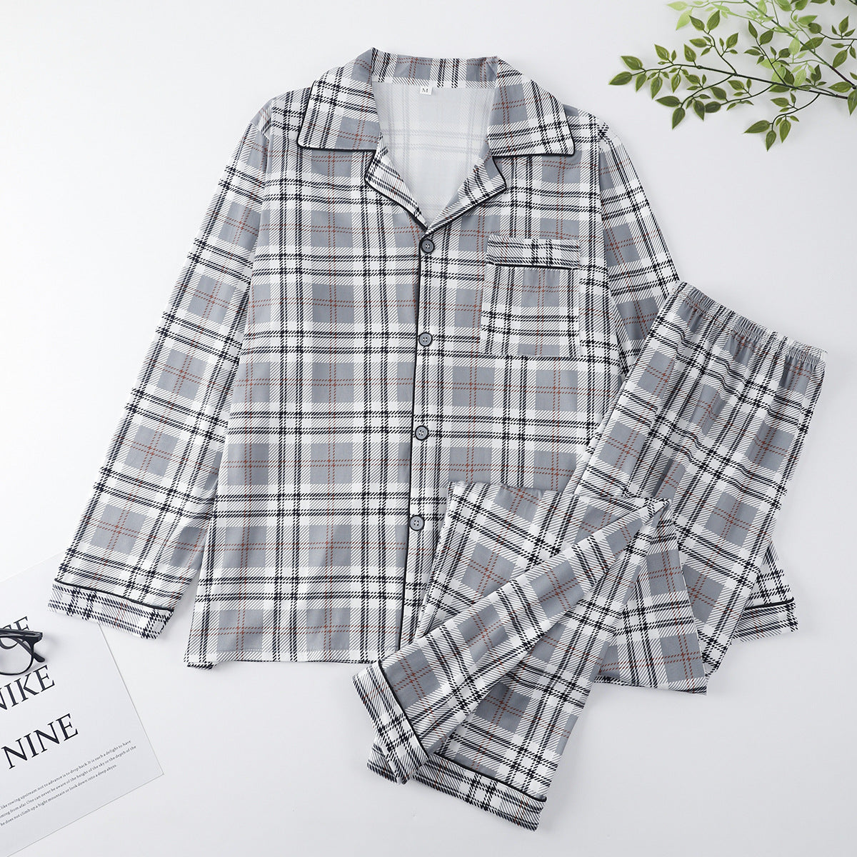 Men's Fall Pajama Set: A long-sleeve top and pants made of milk silk, paired with a lightweight cardigan